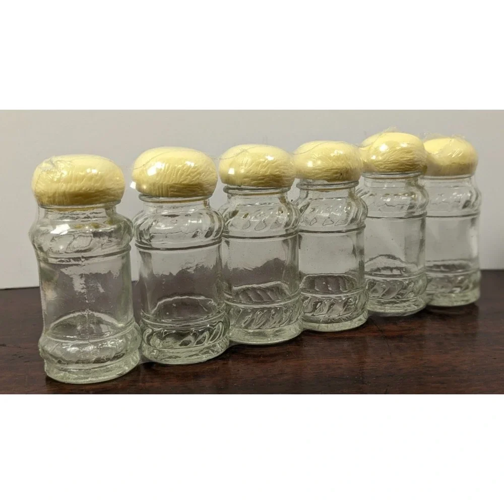 HP Vintage Set of 6 Glass Spice Jars Mushroom Lids Cream Clear Kitchen Storage